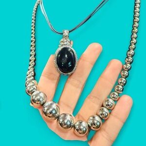 Silver Tone Chunky Pearl Necklace & Black Pendant Choker